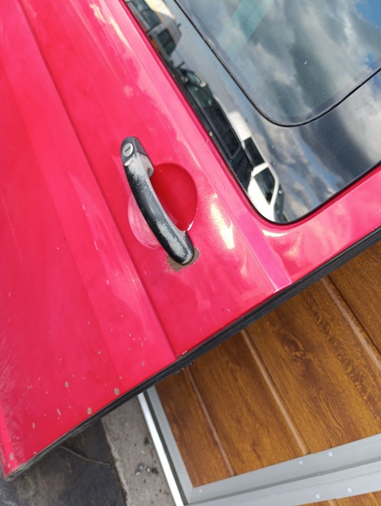 Drzwi przesowne przednie czerwone VW t5 t5 lift t6