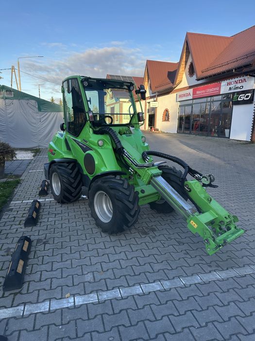 Ładowarka teleskopowa Avant 760i