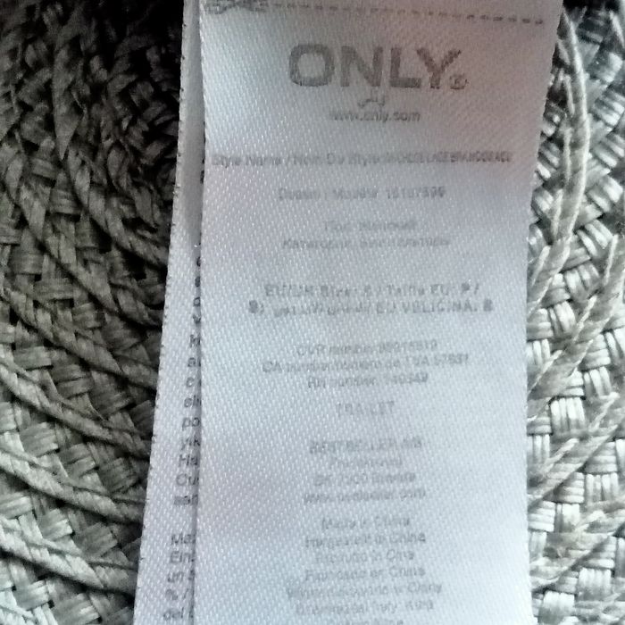 Biustonosz/Top koronkowy Only S