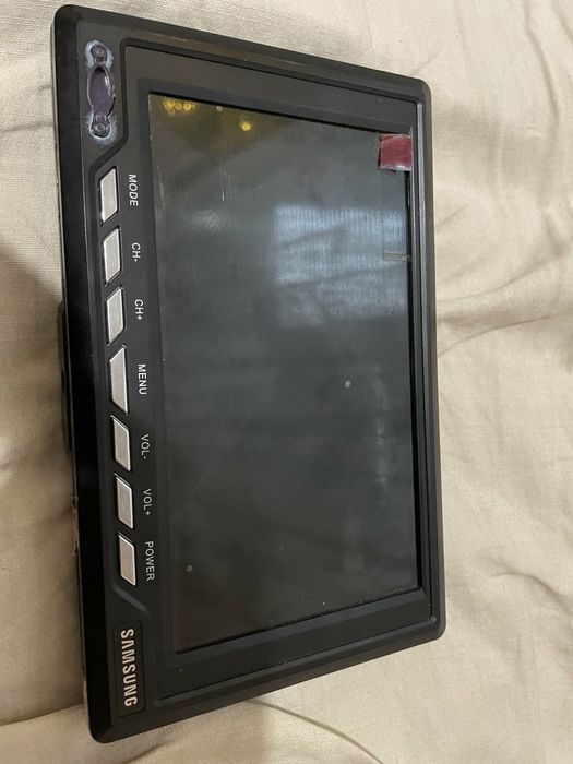 Продам телевізор в авто