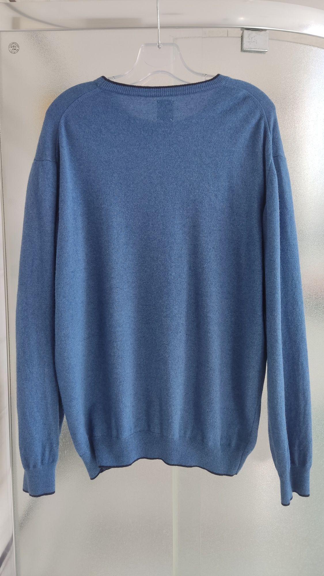 Niebieski sweter męski ,rozm XL