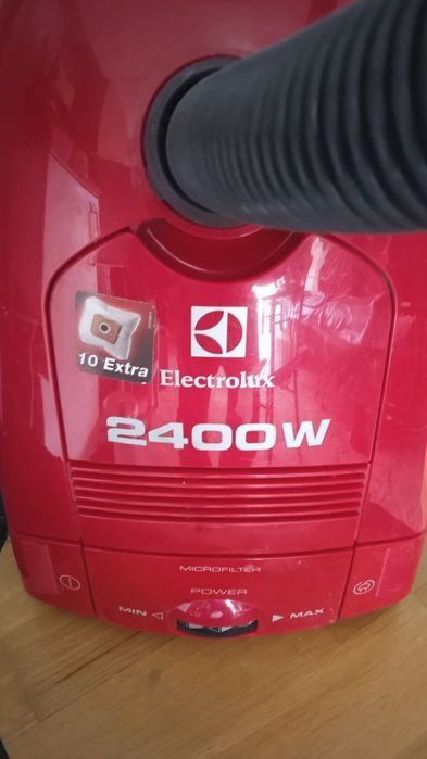 Пылесос Электролюкс рабочий . Хорошем состоянии.