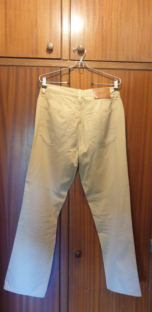 Calças Hugo Boss ORIGINAIS creme. Excelente estado tamanho mé