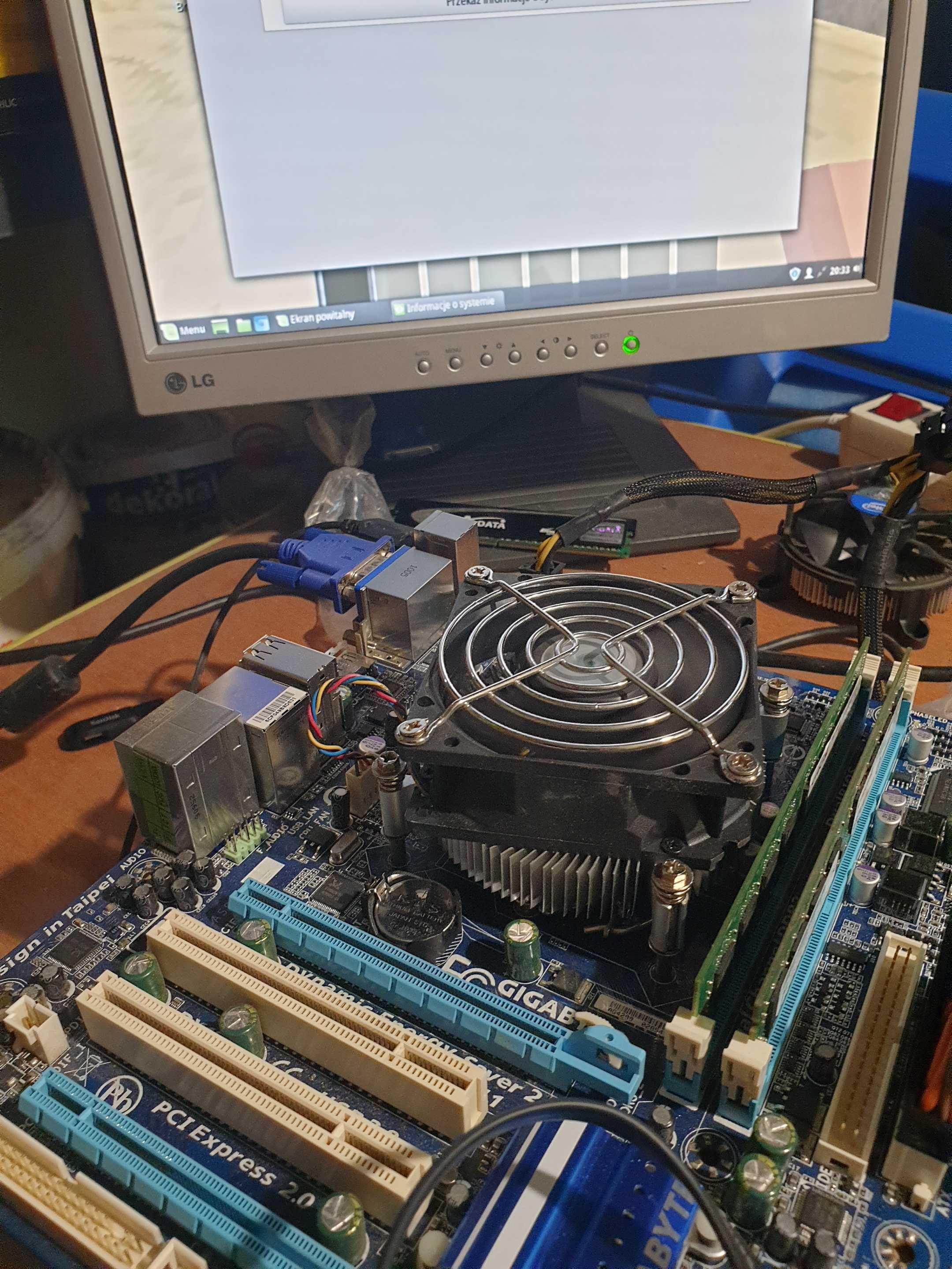Gigabyte GA-H55M-S2H, i3 540, 6gb ram