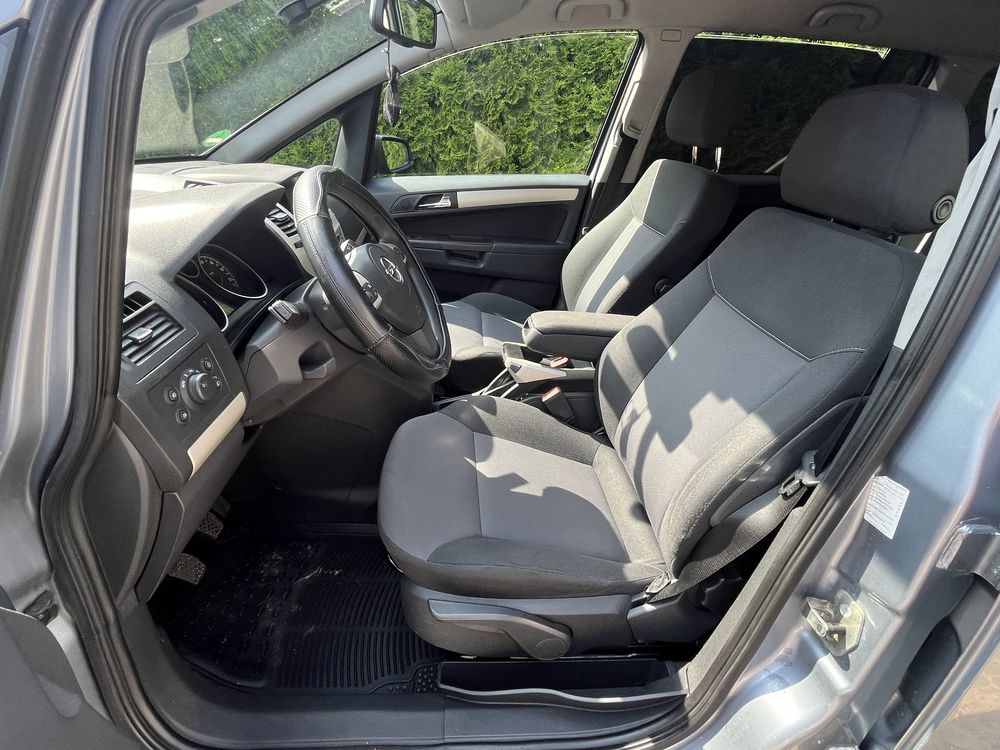 Zafira 1.9 cdti 120km Lift 7-osób
