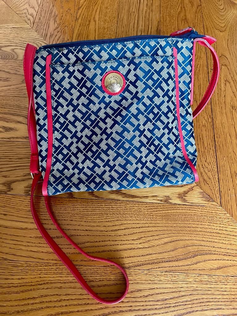 Torebka Tommy Hilfiger - listonoszka