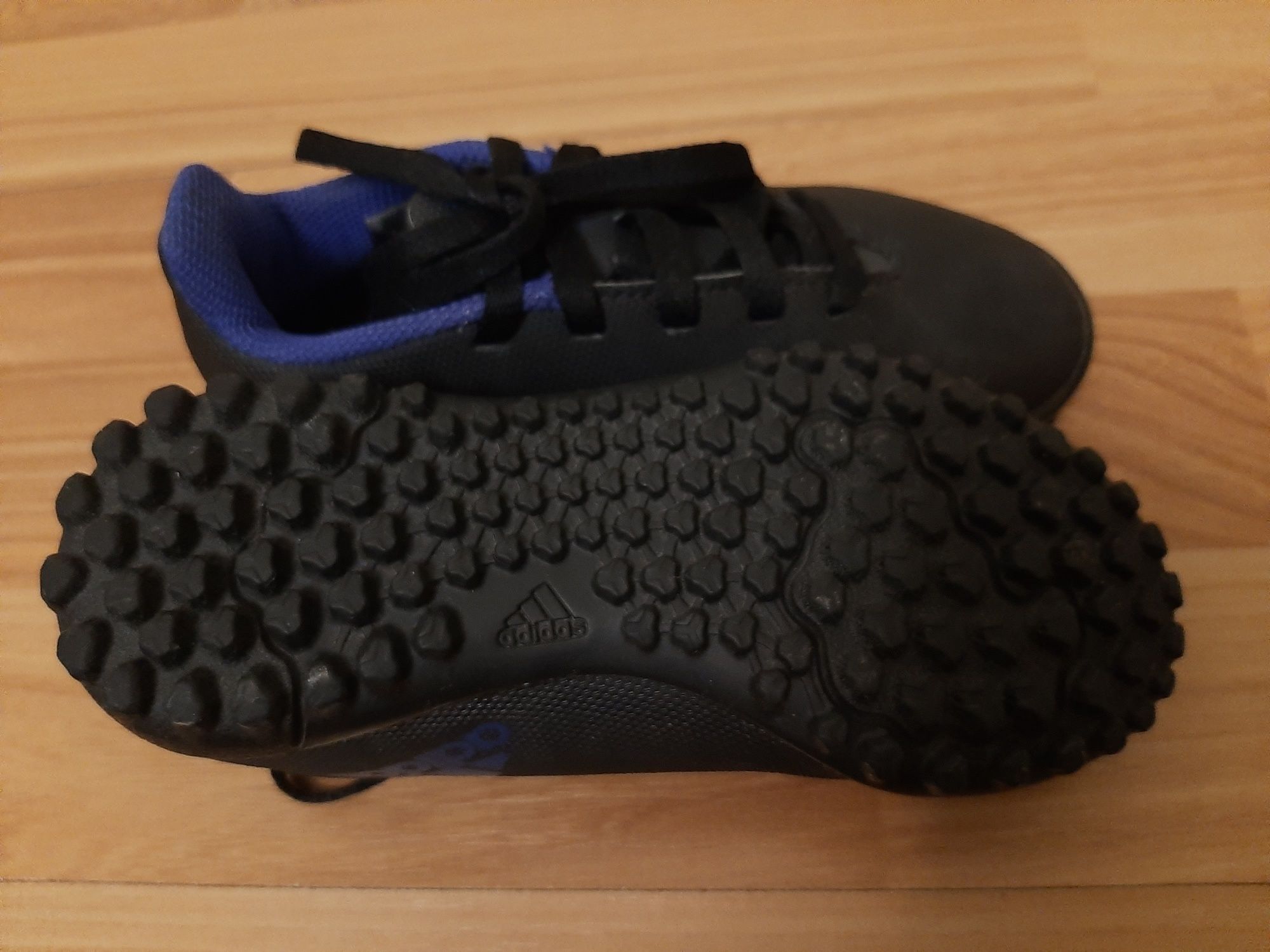 Буци Adidas оригінал 28 р