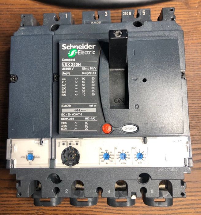 Schneider NSX250N