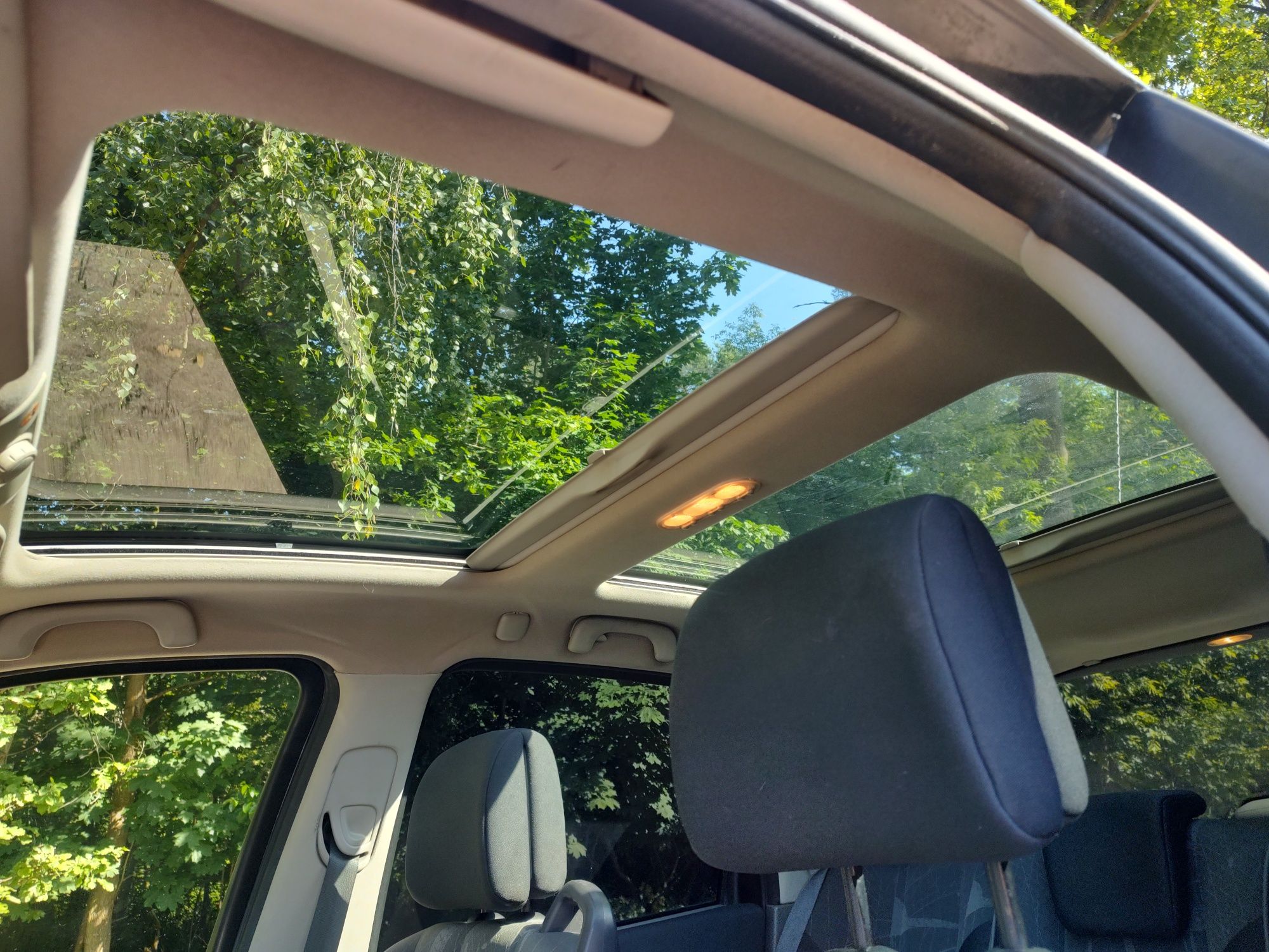 Renault Scenic 2.0 + LPG, stan BDB, szklany dach, klima