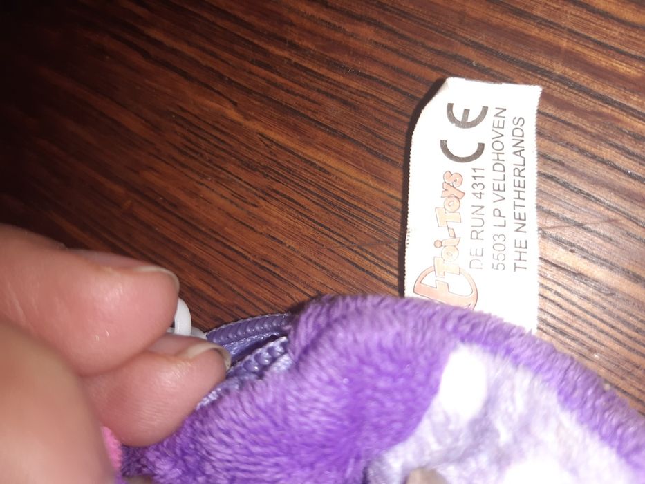 Portfelik przypinany pluszowy