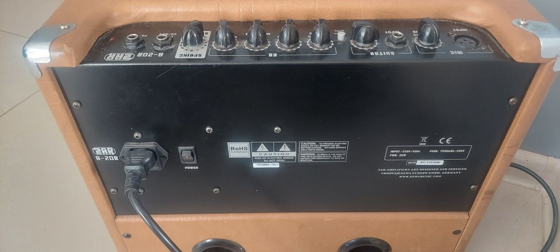Wzmacniacz gitarowy combo ZAR. Made in Germany