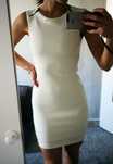 Biała, obcisła, elegancka krótka sukienka. Bodycon, mini, sexy
