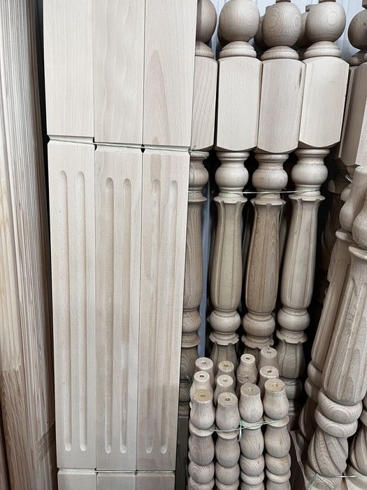 Балясини, стовпи, перила, ніжки для столів, табуреток, дверні коробки