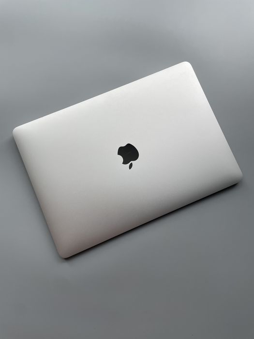 Ноутбук Apple MacBook Air 13 M1, 8gb memory, 256gb ssd