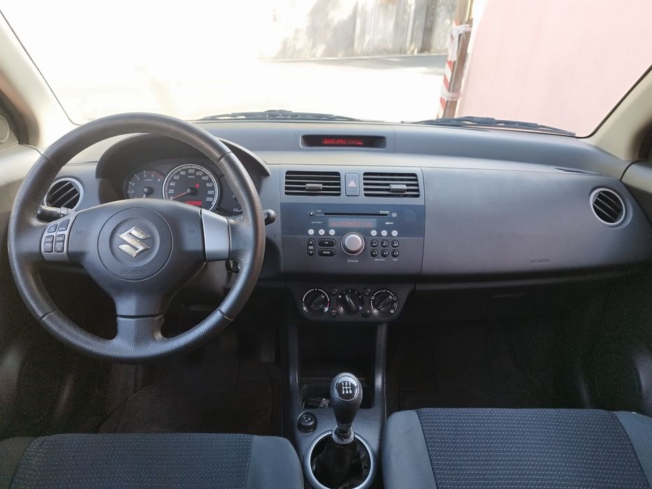 Suzuki Swift 1.3 Comfort 150mil klm Nacional