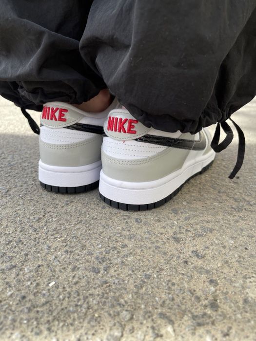 Кросівки nike w dunk low ess (DQ7576-001)