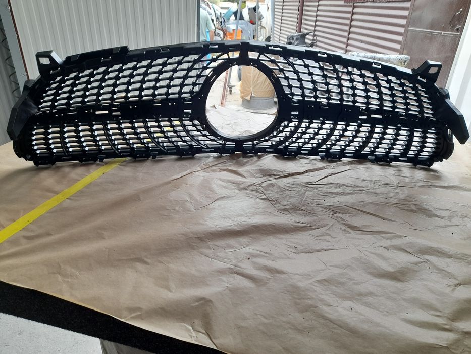 Grelha para Mercedes Benz Nova