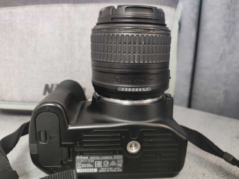 Фотоапарат Nikon D3200 18-55 VR Kit + сумка