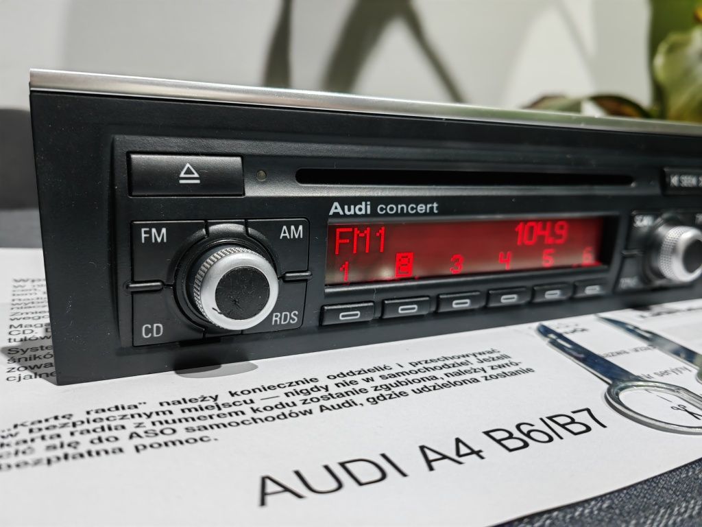 Radio Concert Audi A4 B6 B7 CHROM Kod Klucze Instr.PL Sprawne 100 %