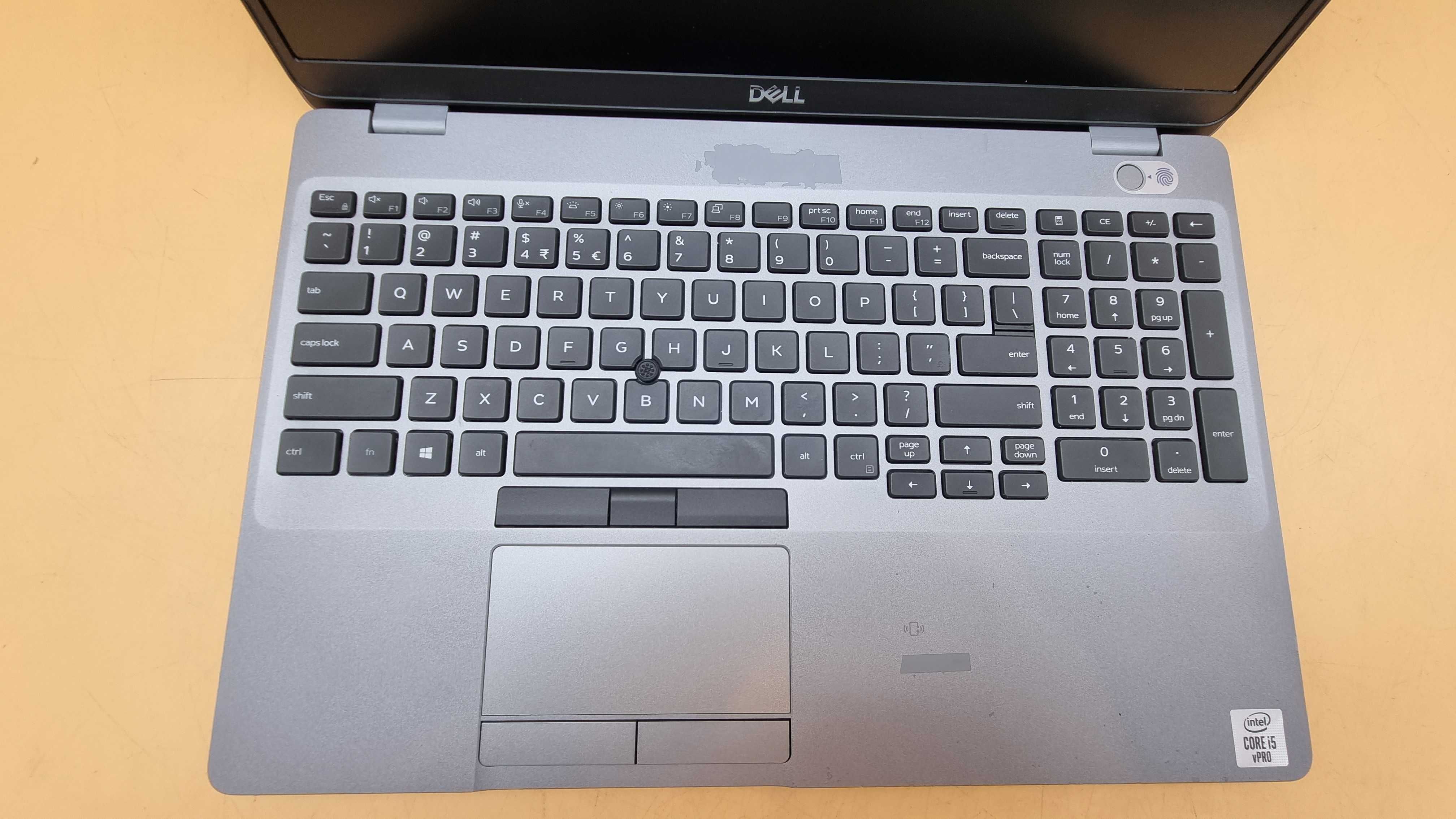 Laptop DELL LATITUDE 5511 i5-10400H 16/256GB 15,6 FHD