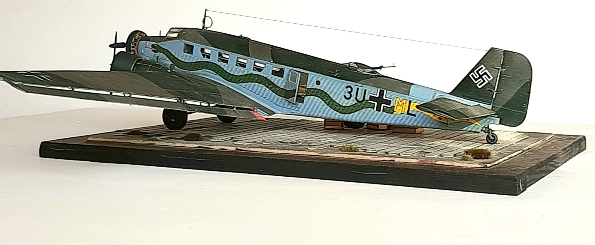 Сборная модель самолёта Ju 52 3mg4e 1/48 Revell