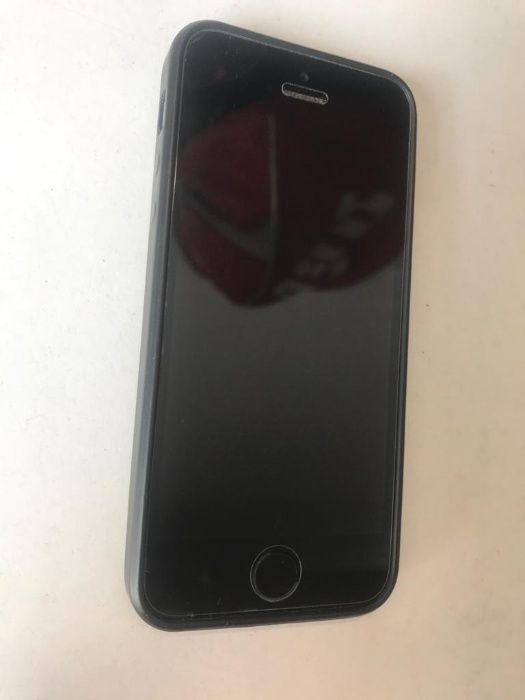 iPhone SE (1ª Geração) - 128 GB (Preto)