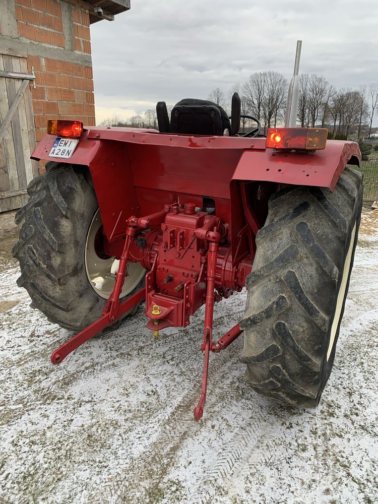 Case international 645