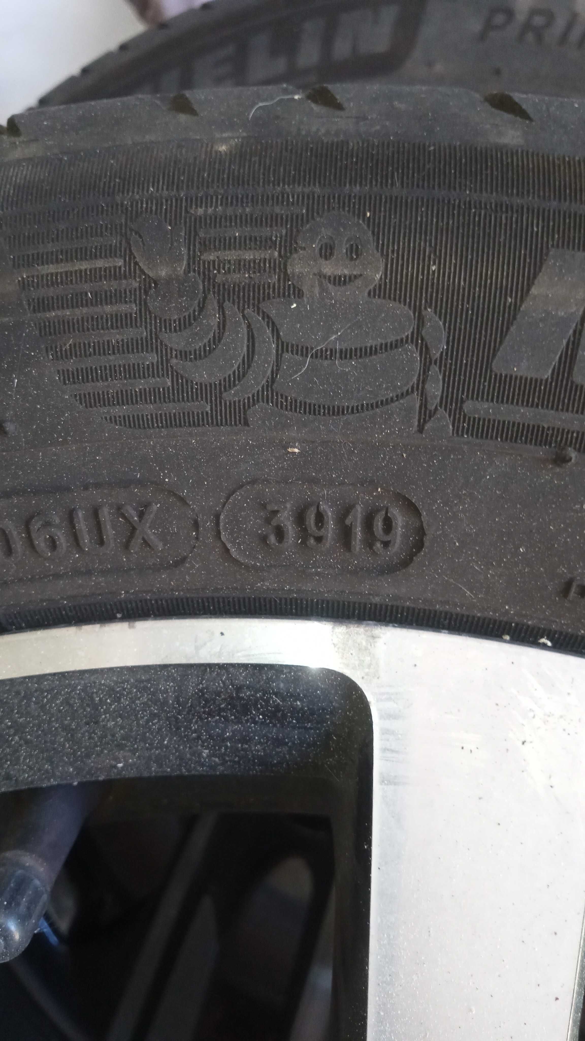 Koła Peugeot 208 OE Michelin