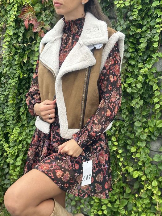 Знижка Скорочений жилет Zara з хутром Оригінал