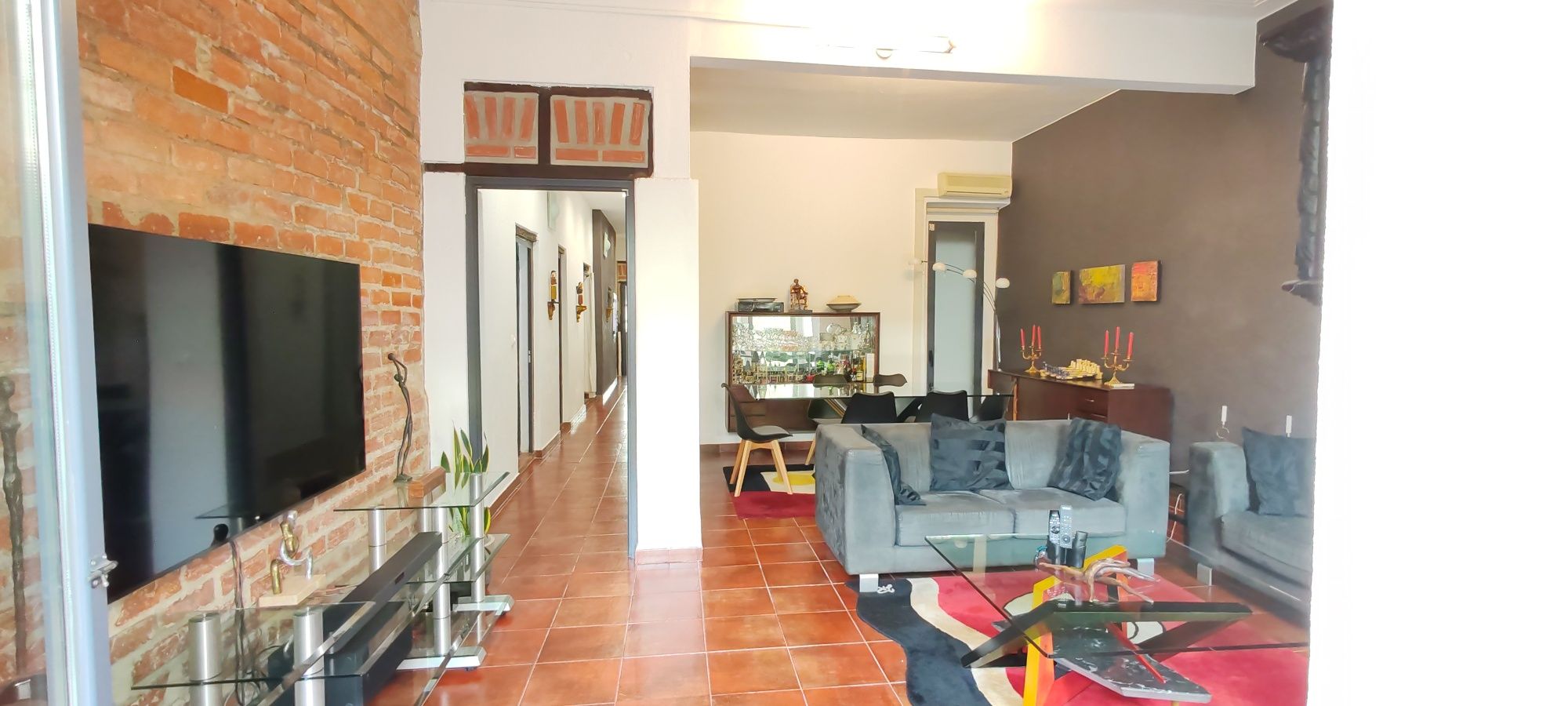 T3+2 mobilado com 150m2 + terraço 22m2 junto ao Metro Alameda