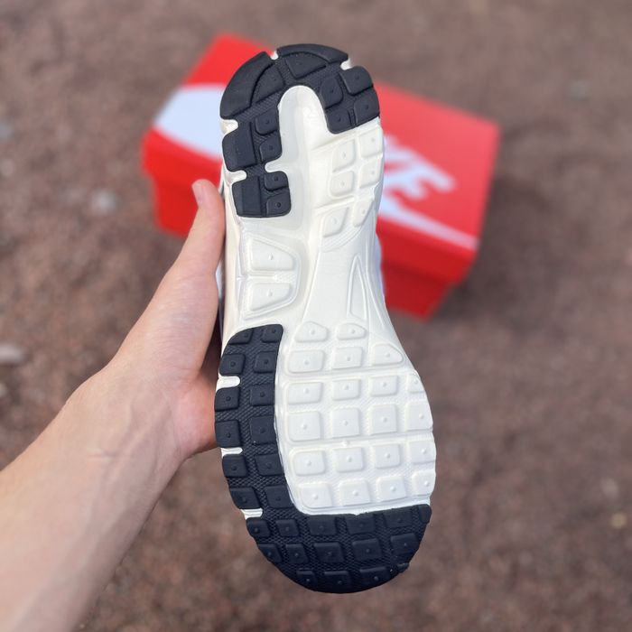 Універсальні кросівки Nike Vomero 5 white чоловічі та жіночі кросівки