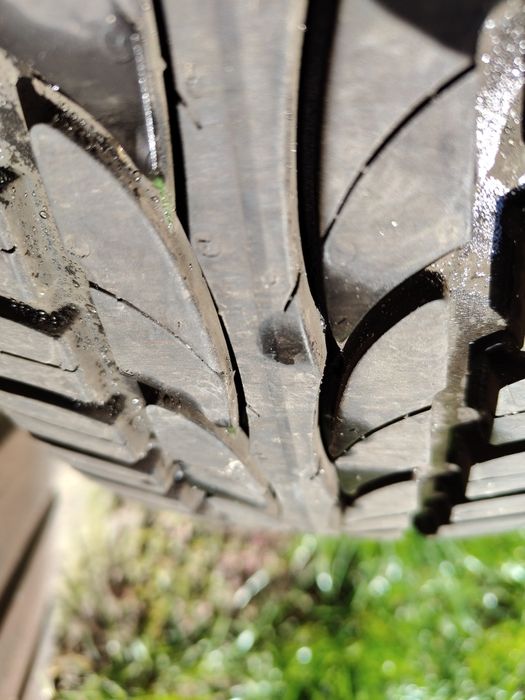 Felgi po renowacji z oponami letnimi  185/60/15