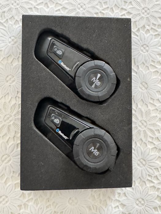 Auriculares para capacete