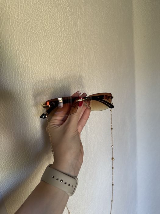 Продам солнцезащитные очки