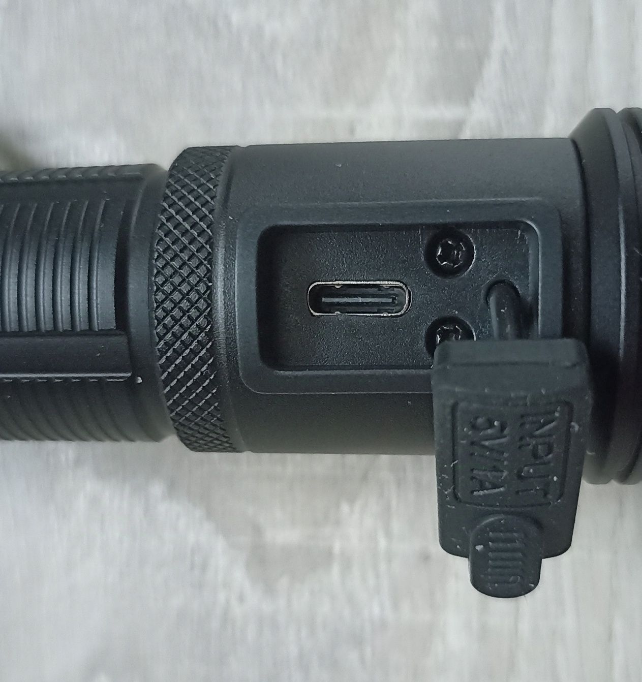 Світлодіодний Ліхатрик XHP70-2