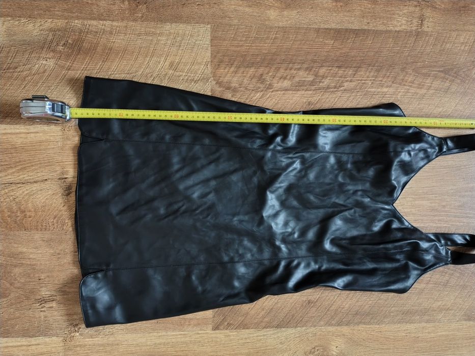 Czarna sukienka mini xs