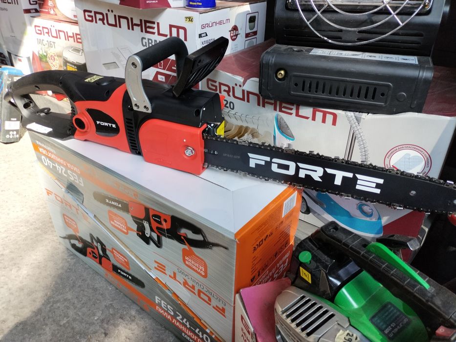 Акция Forte FES24-40 Электропила цепная прямой двигатель