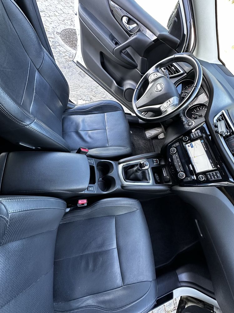 Nissan Qashqai Black Edition