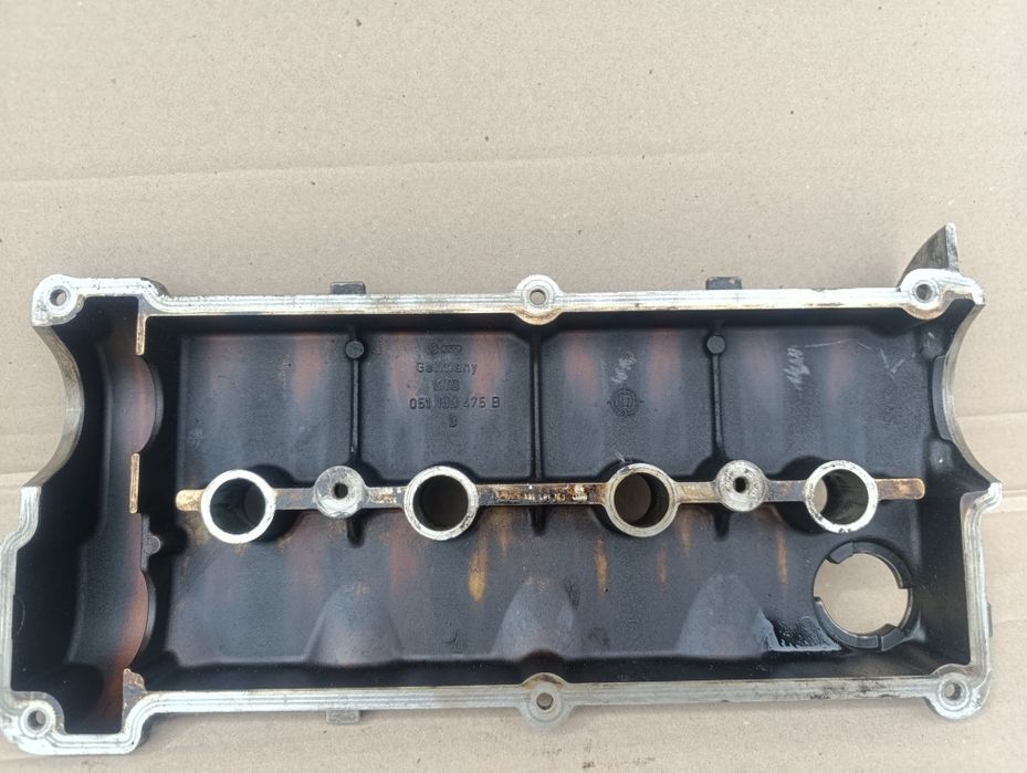 Кришка клапанів 2.0 16V Passat B3 B4 Golf Audi 80 100 c4 A6 A4 Seat