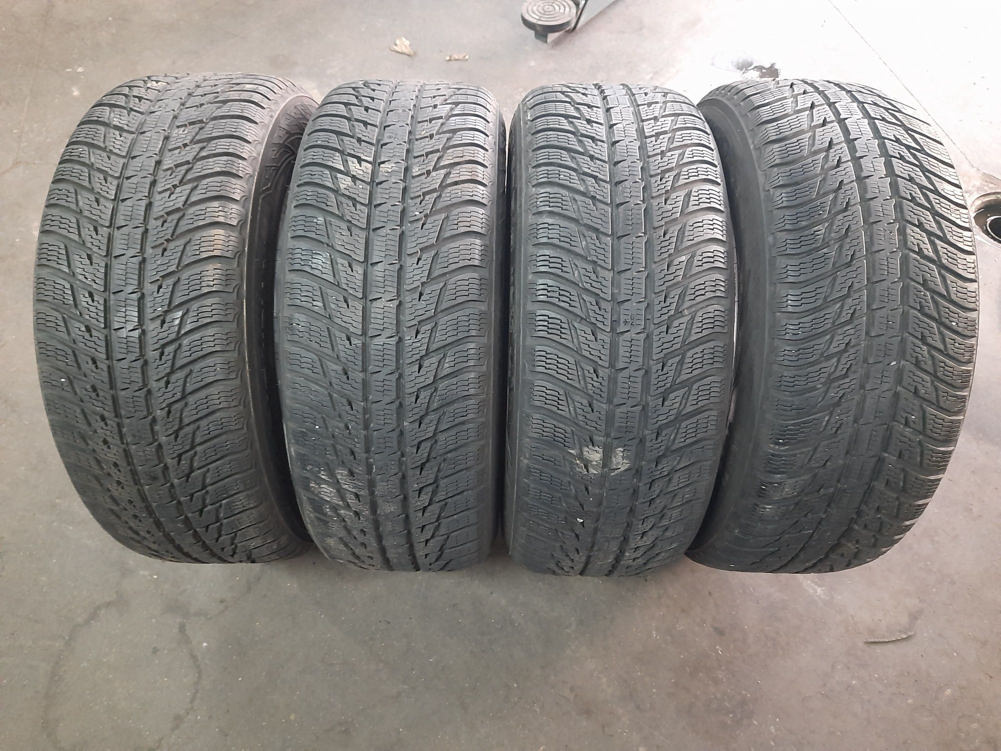 Koła 255/60R18 112H ET 20 8,5j Nokian WR SUV3