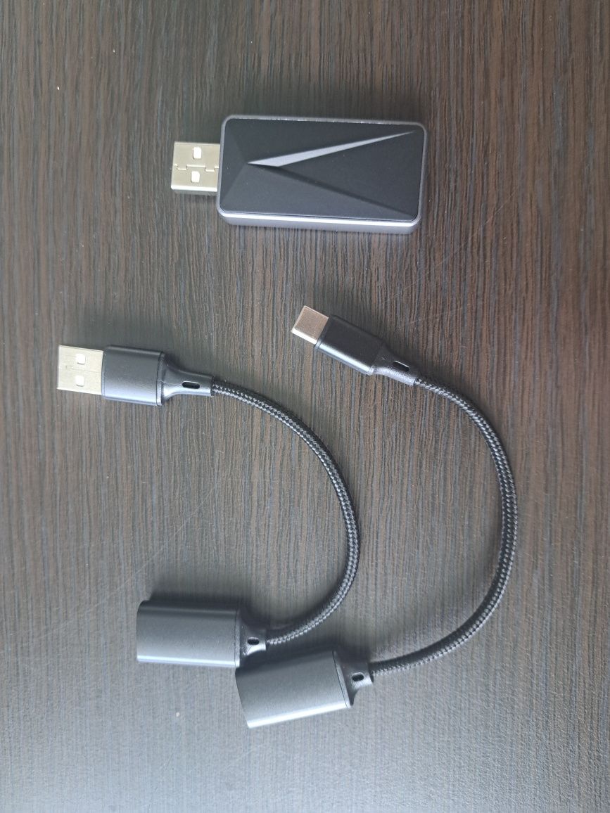 Bezprzewodowy inteligentny box samochodowy Carplay USB-C USB-A smart