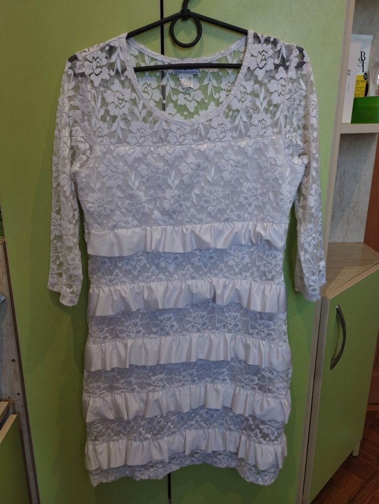 Плаття біле з воланами fashion b.p.c bonprix collection