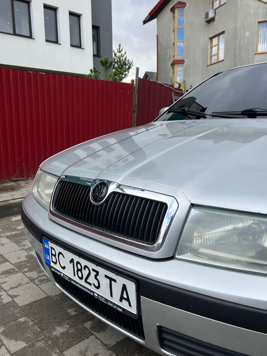 Продам шкоду октавію тур