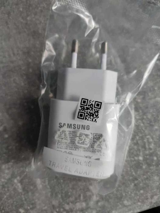Ładowarka Samsung 25W USB-C - kompaktowa i szybka!