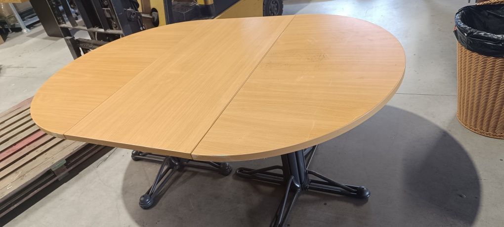 Mesa e cadeiras escritorio a excelente preço