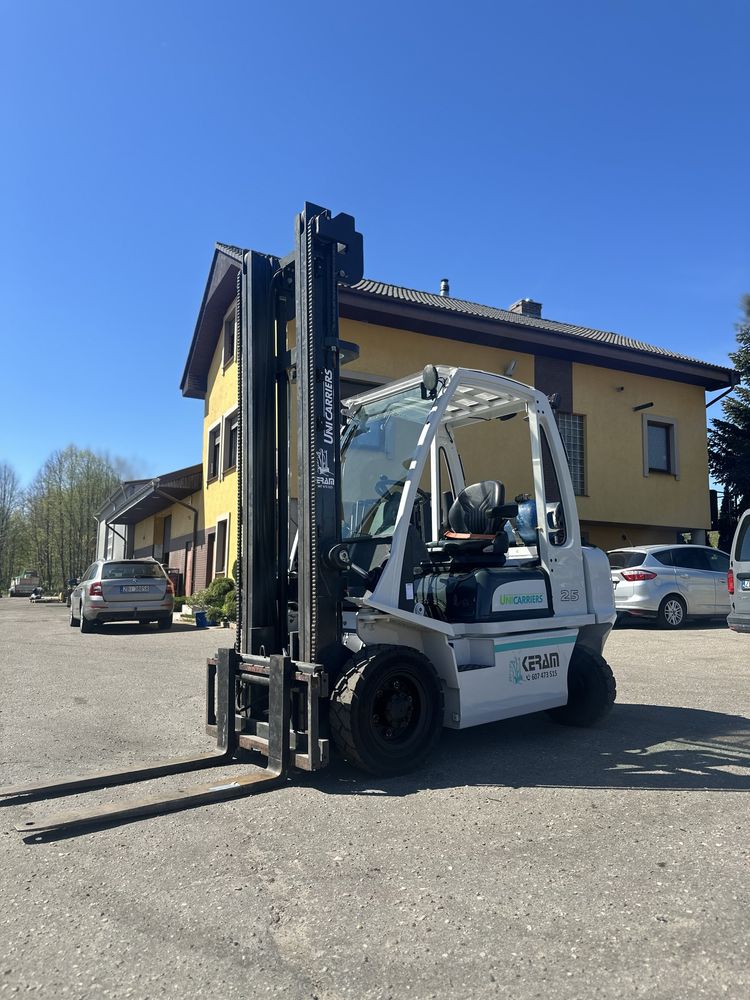 Wózek widłowy Nissan 2500 kg UniCarriers 2018 r idealny stan !