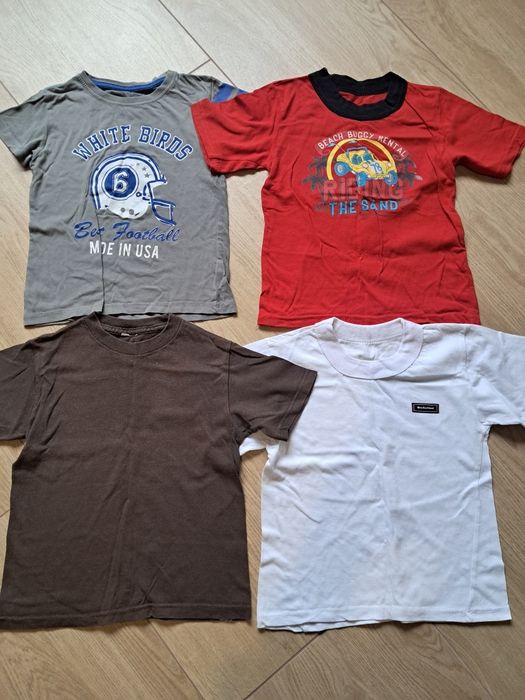 Віддам футболки на хлопчика