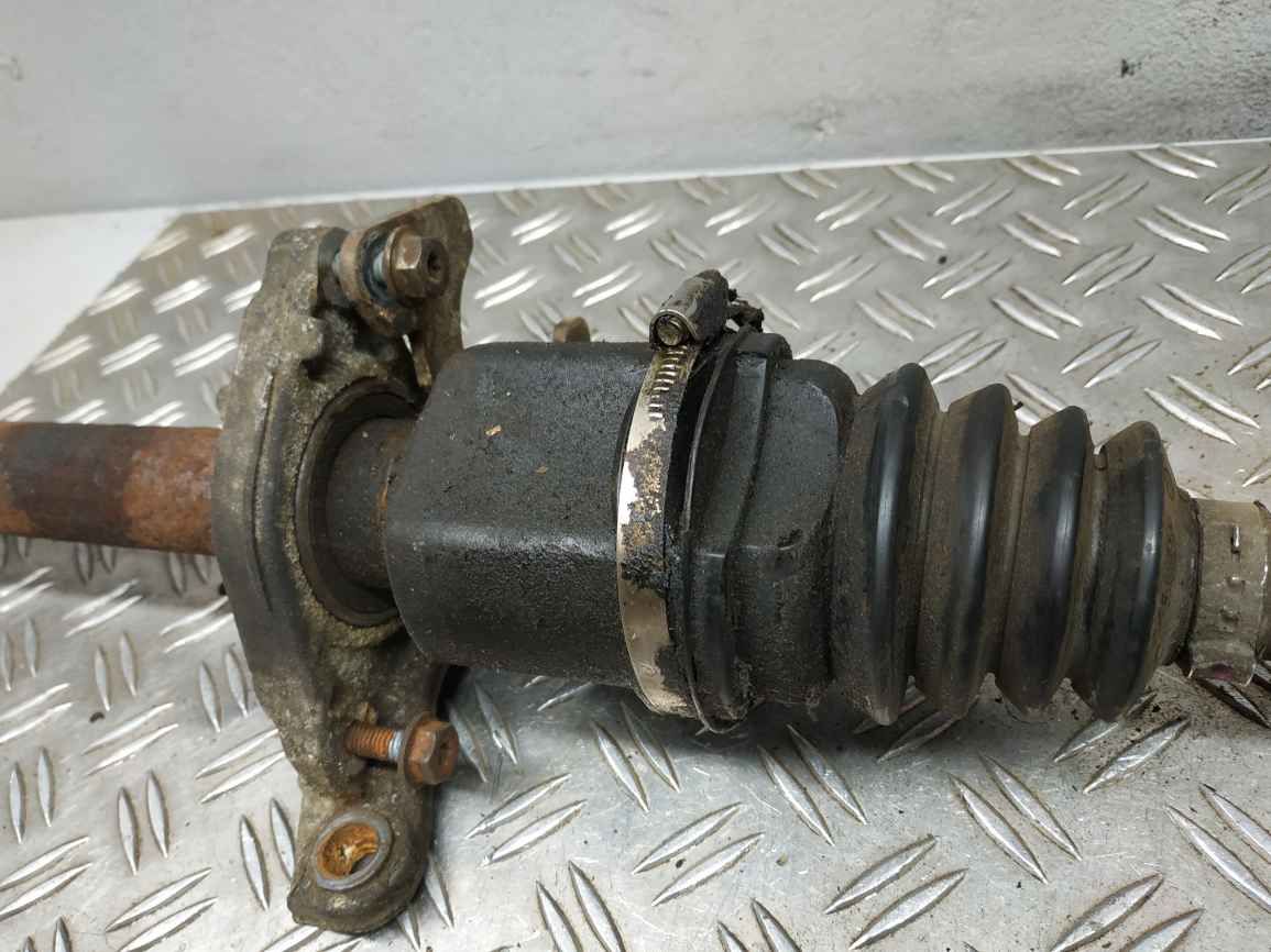Renault (RVI) Megane 03-09 привід піввісь перед R DV3822