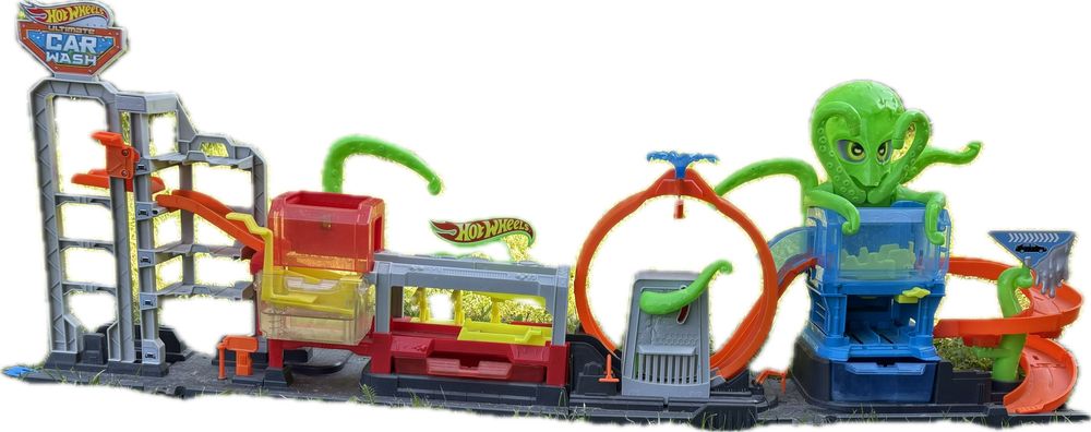 Hot Wheels City Mega myjnia Atak Ośmiornicy