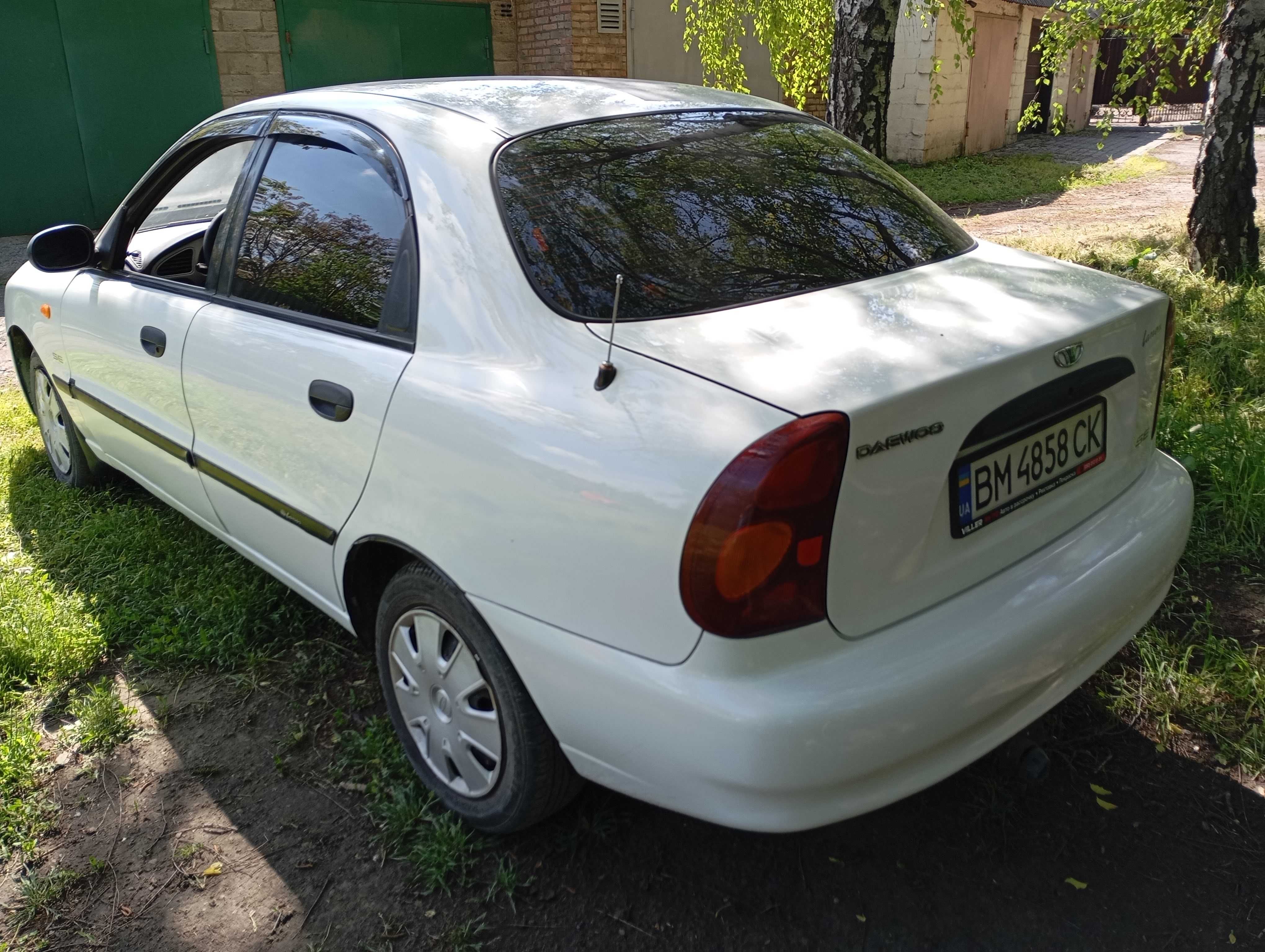 В рассрочку Daewoo Lanos 1.6 полной комплектации на газу